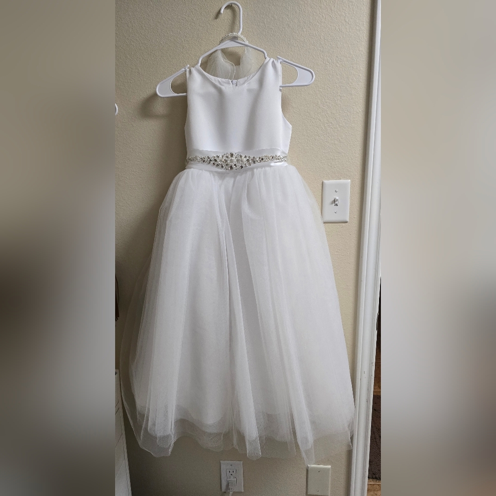 Tip Top Kids White Strapless Sleeveless Gown